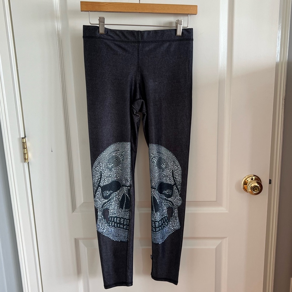 Zara Terez rhinestone printed skull leggings